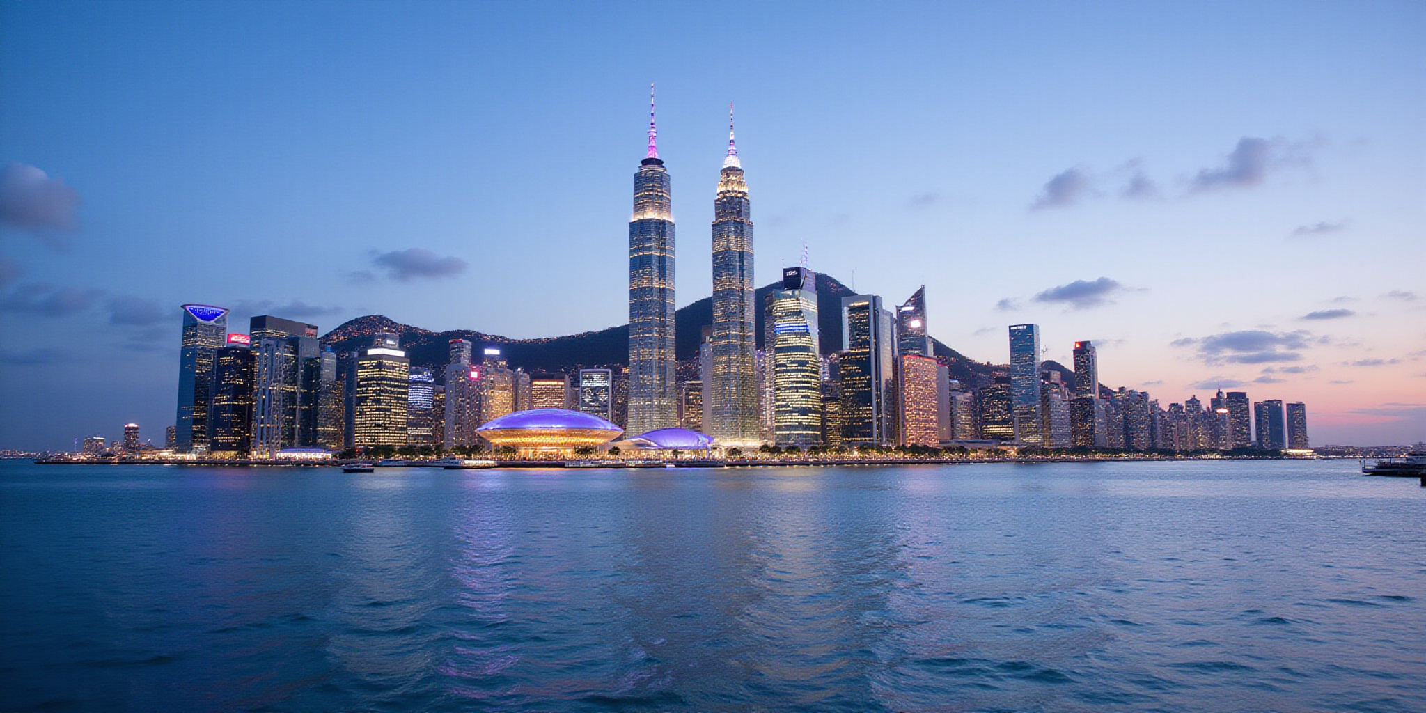 Coral Tower Views: Dubai Skyline Luxury & Private Beach